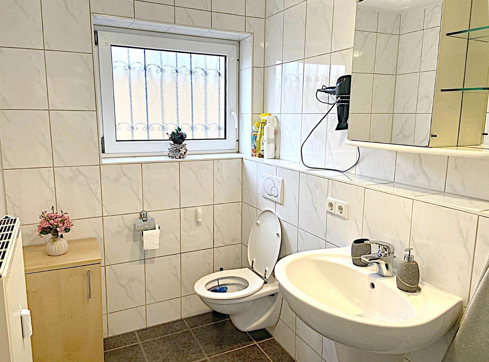 Charmanter Rueckzugsort Mit Grosser Terrasse In Idyllischer Umgebung Böblingen Kültér fotó